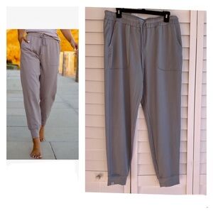 BUTTERCHIK KNIT MALIBU Collection JOGGER Knit pants Sport /Gray /Size: L NWT